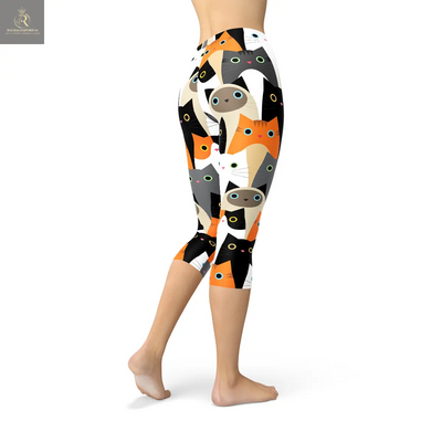 Womens All Over Print Cats Capri Leggings - RAGIMA Emporium