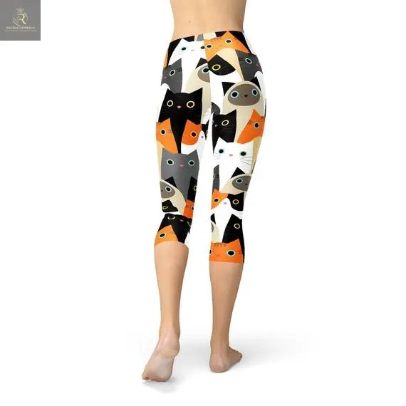 Womens All Over Print Cats Capri Leggings - RAGIMA Emporium