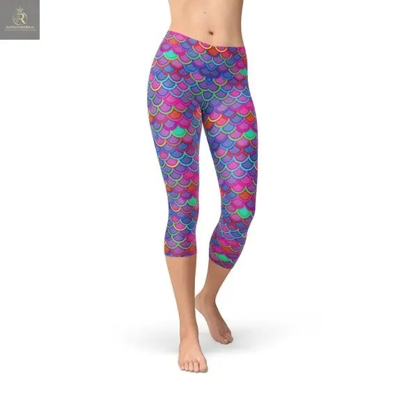 Womens Purple Pink Mermaid Capri Leggings - RAGIMA Emporium