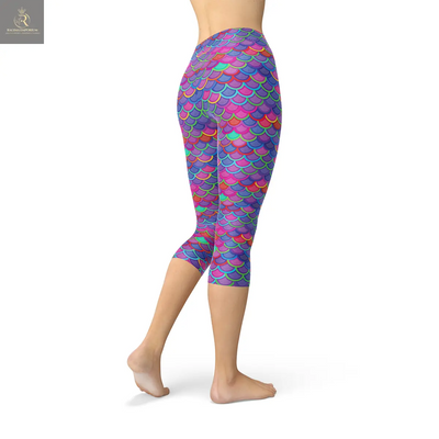 Womens Purple Pink Mermaid Capri Leggings - RAGIMA Emporium