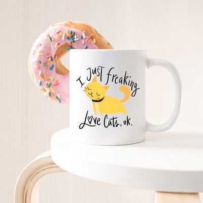 I Just Freaking Love Cats OK Mug, Cat Mugs, Funny - RAGIMA Emporium